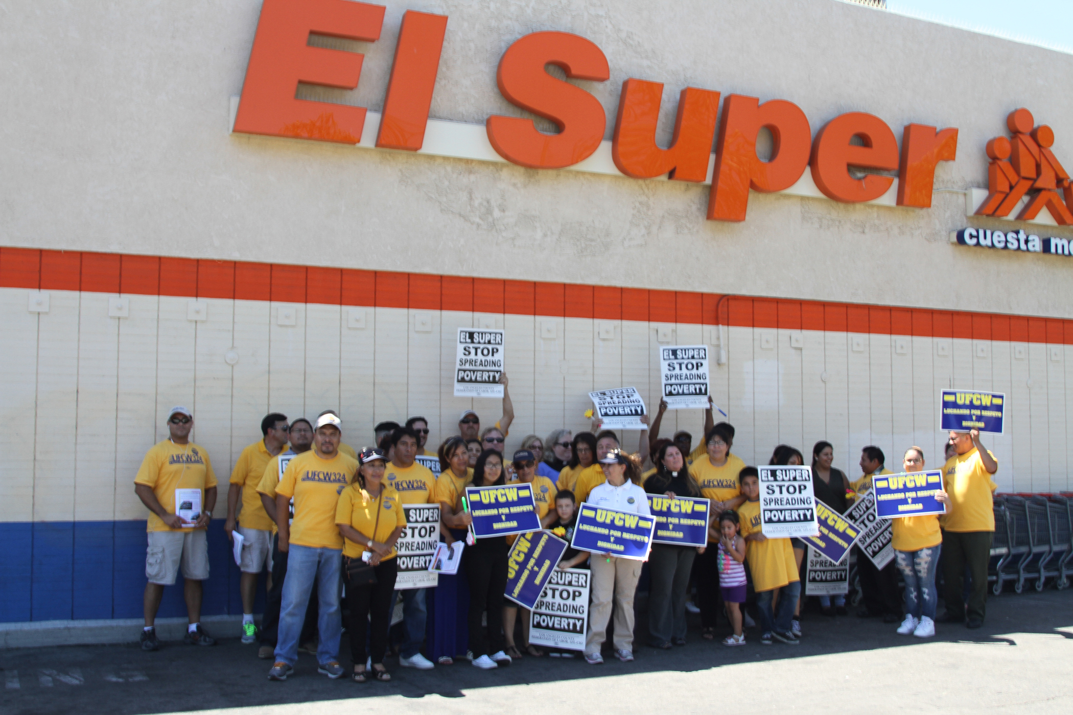 El Super Grocery Workers and their Supporters Protest Recently Opened El Super  Store in Pico Rivera - The United Food & Commercial Workers International  Union